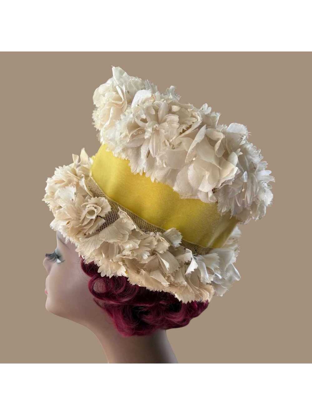 Vintage White Flower Pot Hat 50s 60s Church Hat, Yellow Ribbon, Retro Church Hat